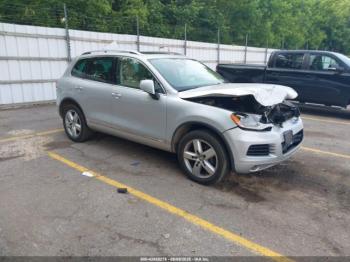  Salvage Volkswagen Touareg