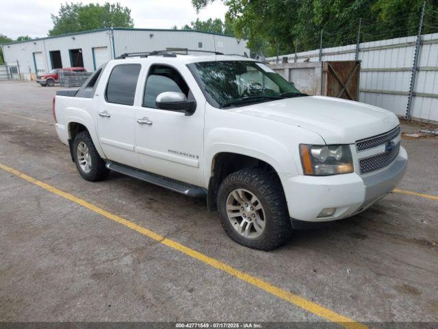  Salvage Chevrolet Avalanche 1500
