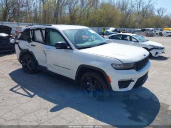  Salvage Jeep Grand Cherokee