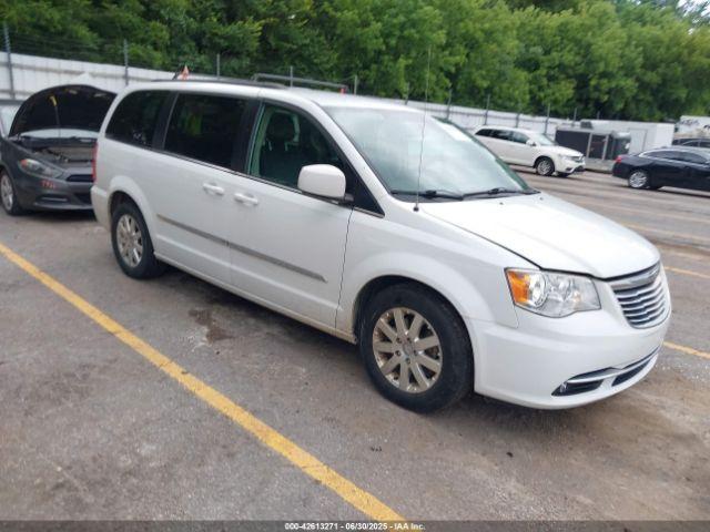  Salvage Chrysler Town & Country
