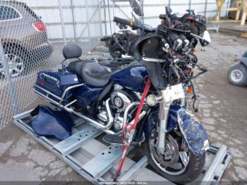  Salvage Harley-Davidson Flhtp