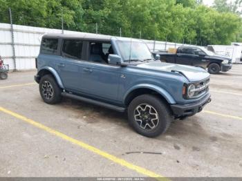  Salvage Ford Bronco