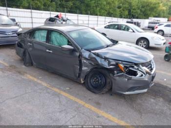  Salvage Nissan Altima