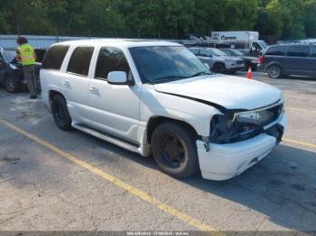 Salvage GMC Yukon