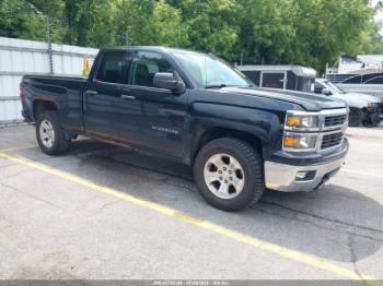  Salvage Chevrolet Silverado 1500