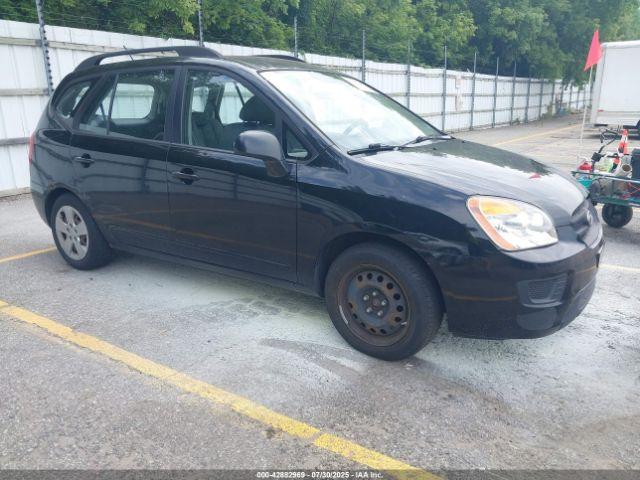  Salvage Kia Rondo