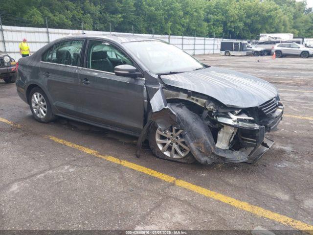  Salvage Volkswagen Jetta