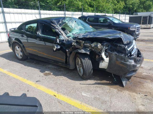  Salvage Dodge Avenger
