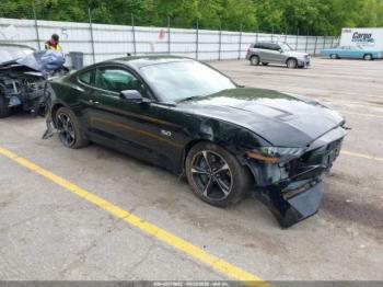  Salvage Ford Mustang