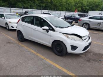  Salvage Ford Fiesta