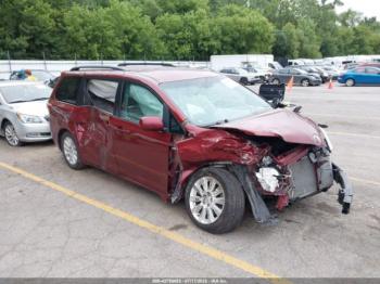  Salvage Toyota Sienna