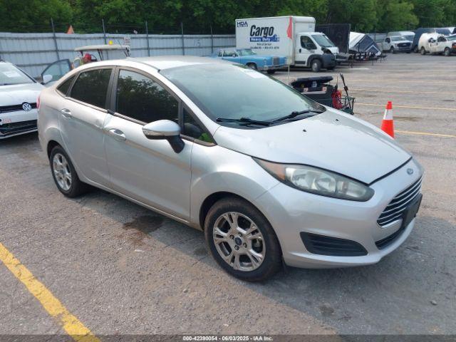  Salvage Ford Fiesta