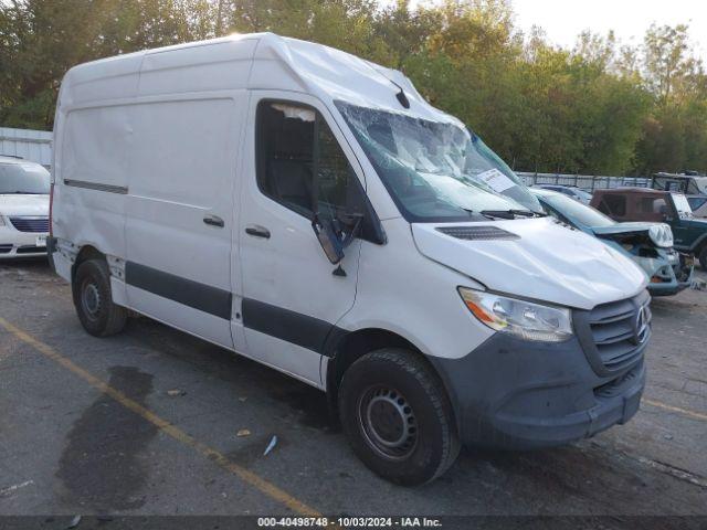  Salvage Mercedes-Benz Sprinter 2500