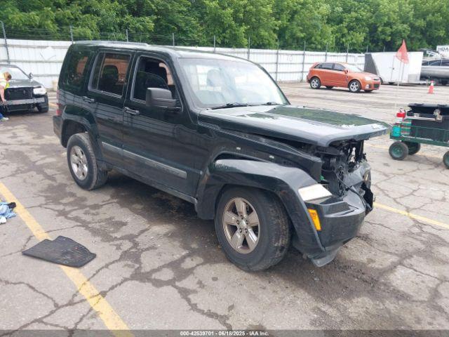  Salvage Jeep Liberty