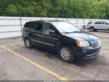  Salvage Chrysler Town & Country