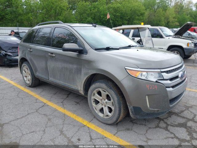  Salvage Ford Edge