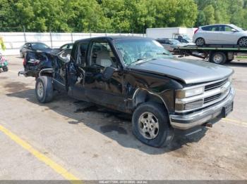  Salvage Chevrolet Gmt