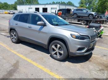  Salvage Jeep Cherokee