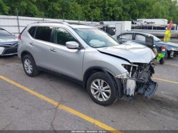  Salvage Nissan Rogue