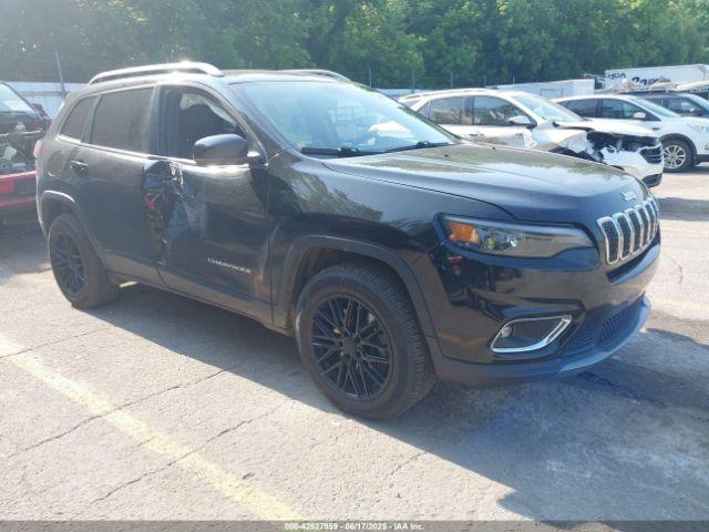  Salvage Jeep Cherokee