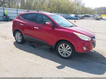  Salvage Hyundai TUCSON
