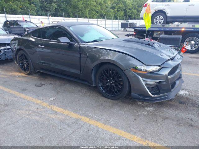  Salvage Ford Mustang