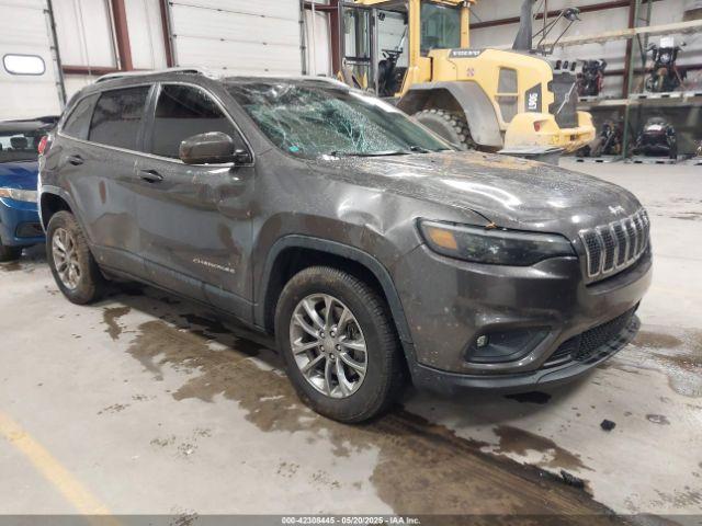  Salvage Jeep Cherokee