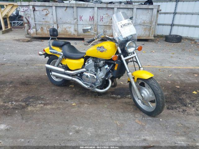  Salvage Honda Vf750