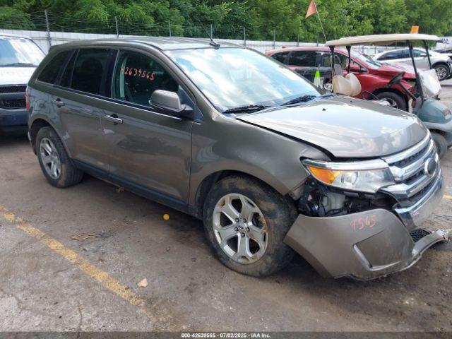  Salvage Ford Edge
