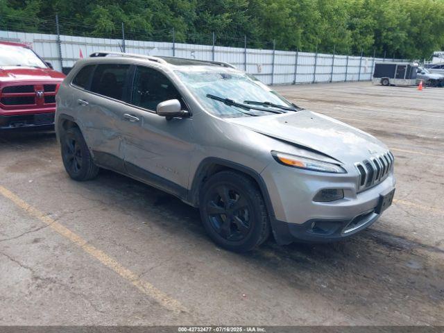  Salvage Jeep Cherokee