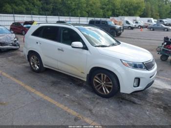  Salvage Kia Sorento