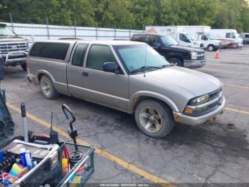  Salvage Chevrolet S-10