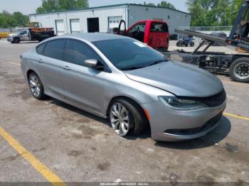  Salvage Chrysler 200