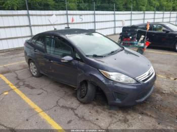  Salvage Ford Fiesta