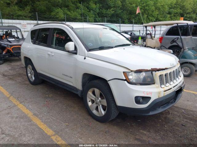  Salvage Jeep Compass