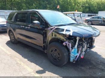  Salvage Kia Carnival