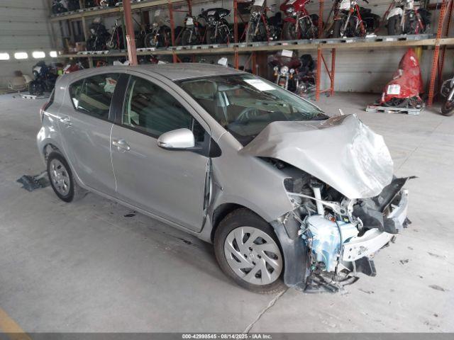  Salvage Toyota Prius c