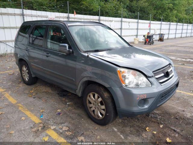  Salvage Honda CR-V