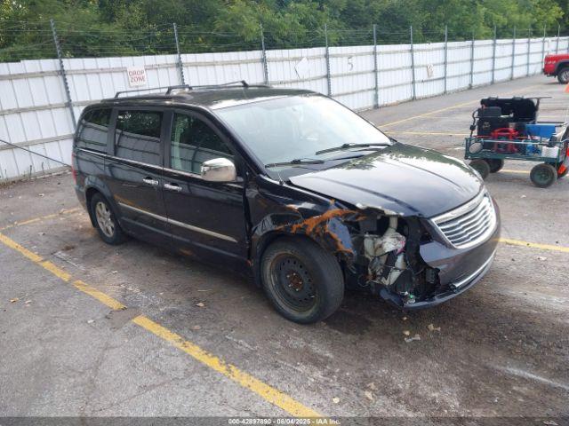  Salvage Chrysler Town & Country