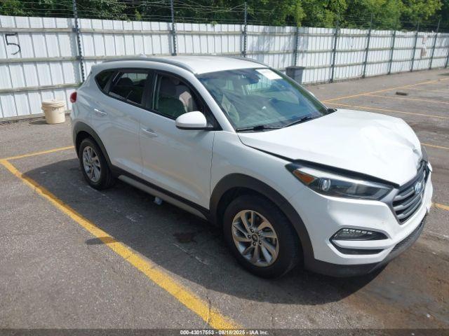  Salvage Hyundai TUCSON