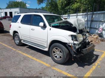  Salvage Toyota Sequoia