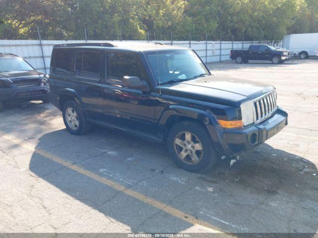  Salvage Jeep Commander