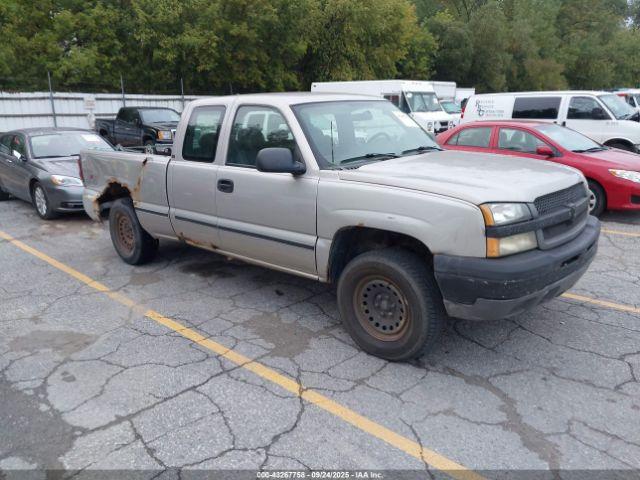 Salvage Chevrolet Silverado 1500
