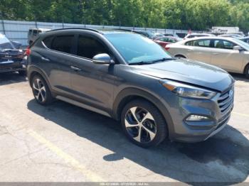  Salvage Hyundai TUCSON