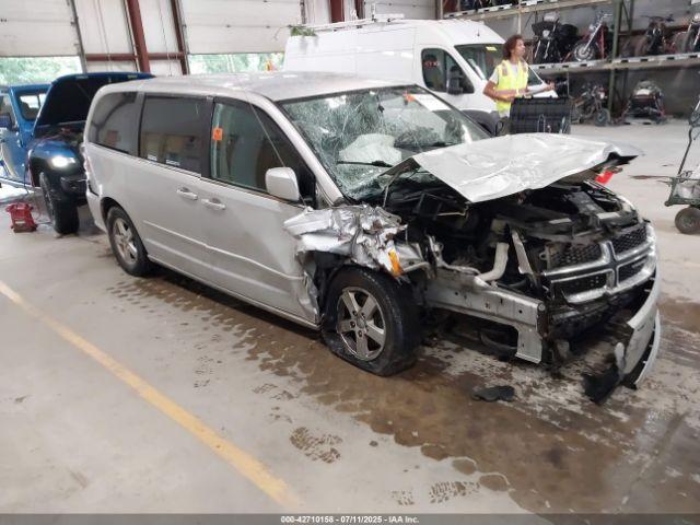  Salvage Dodge Grand Caravan