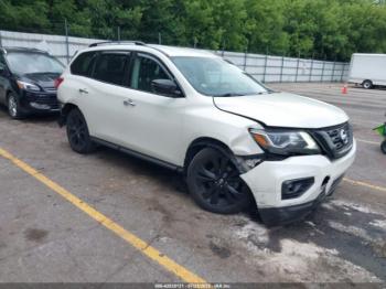 Salvage Nissan Pathfinder