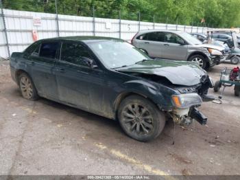  Salvage Chrysler 300