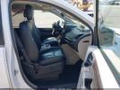 Chrysler Town & Country Touring-l Image 4