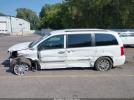 Chrysler Town & Country Touring-l Image 8