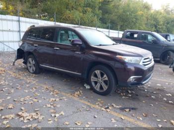 Salvage Toyota Highlander
